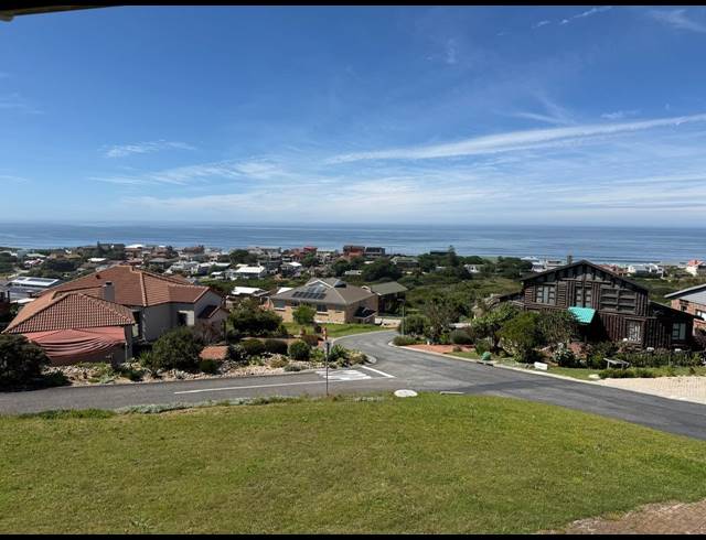 1 BEDROOM FLAT TO LET IN TERGNIET